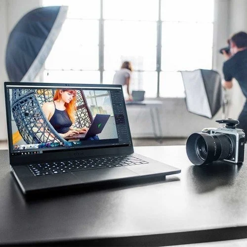 Razer Blade 15 (Advance) Core i7 9th Gen 15.6″ Full HD Gaming Laptop With RTX 2070 Max-Q 8GB Graphics