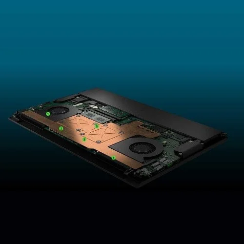 Razer Blade 15 (Advance) Core i7 9th Gen 15.6″ Full HD Gaming Laptop With RTX 2070 Max-Q 8GB Graphics