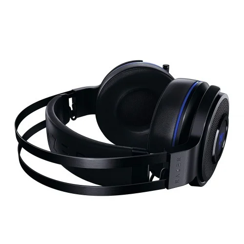 RZ04-02230100-R3M1 Razer Thresher 7.1 Wireless Surround Headset for PlayStation4 & PC