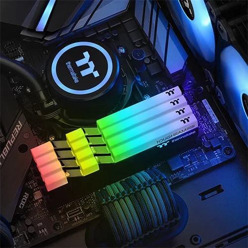 Thermaltake Toughram RGB 16GB(2 X 8GB) DDR4 3600MHZ Desktop RAM
